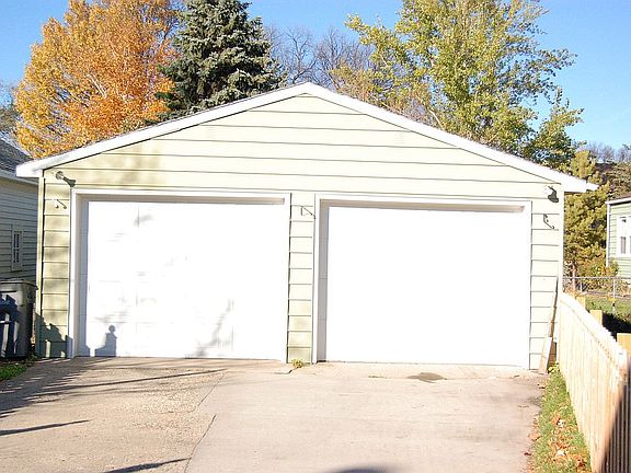 Large 2 Stall Garage