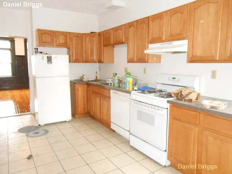 1905 Beacon St #3F — Photo 10