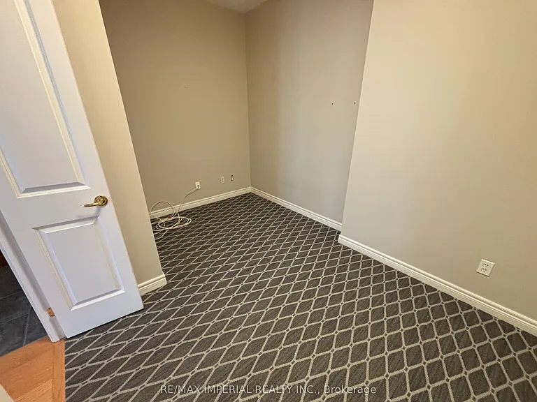 60 Old Mill Rd #405 — Photo 19