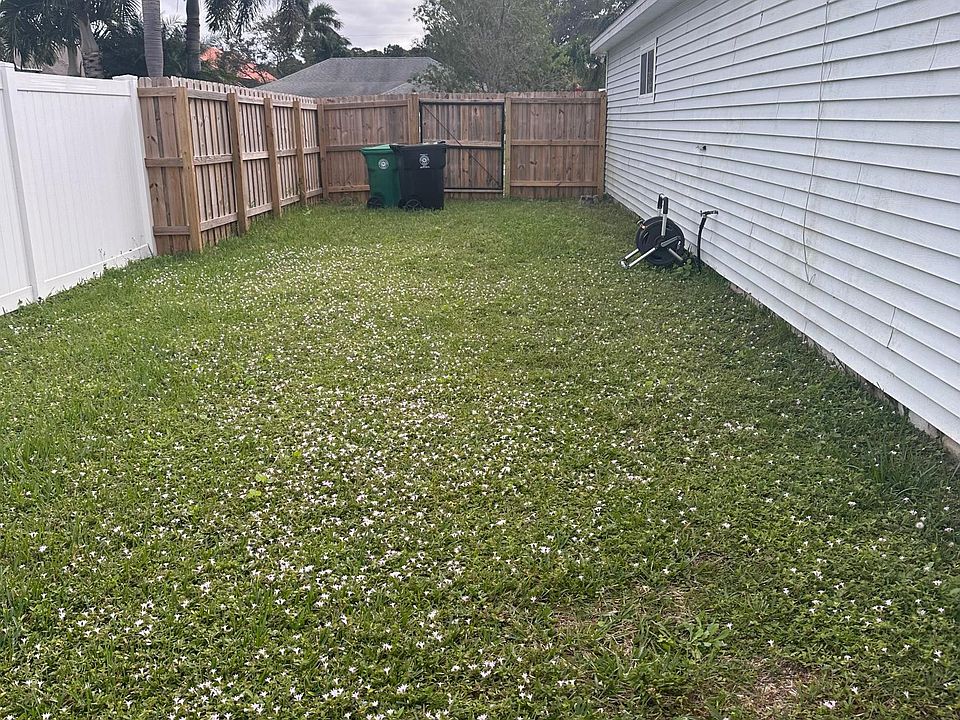1st image of 2561 SE Victory Ave