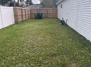 2561 SE Victory Ave, Port Saint Lucie, FL 34952