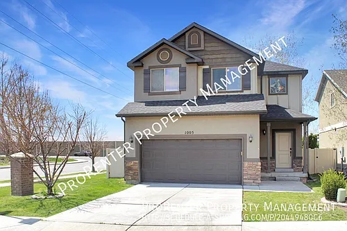1005 N 740 W Photo 1