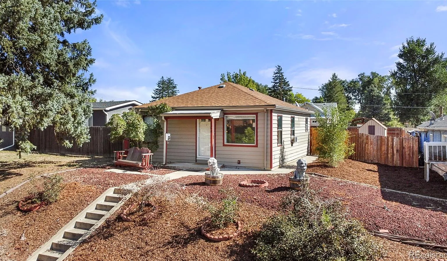 2 bed, 1.0 bath, 720 sqft, $3,000 — Photo 2