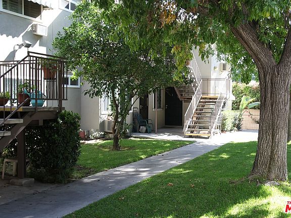 3rd image of 7131 Coldwater Canyon Ave APT 1