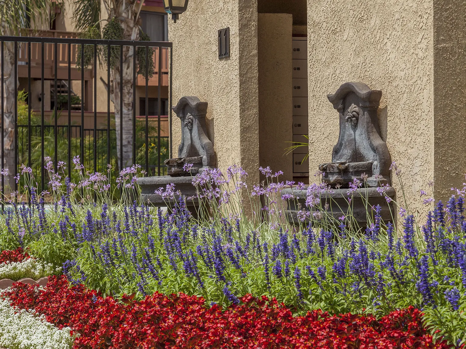 Red Oak Villas Apartments — Photo 4