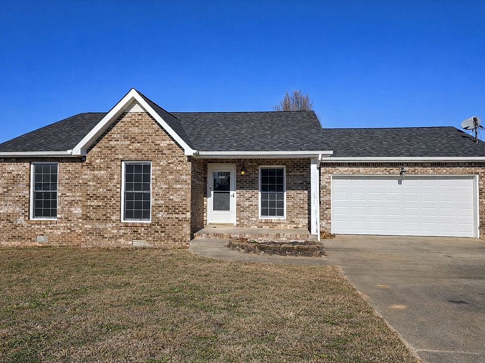 1st image of 1015 Monica Dr