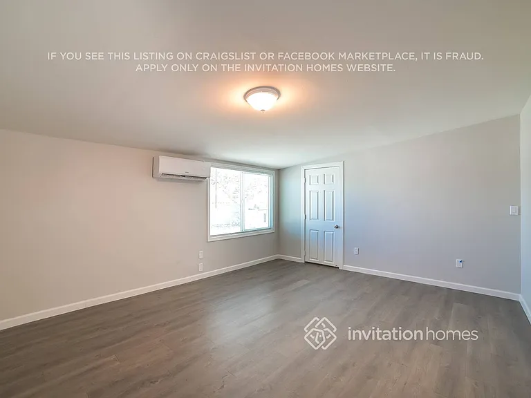 3326 W Larkspur Dr — Photo 5