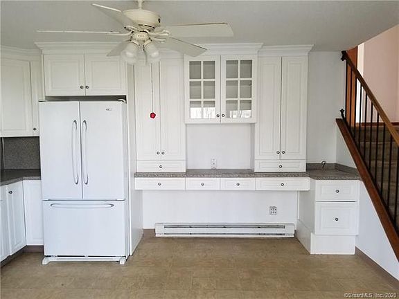 4th image of 55 Bentwood Dr APT 6
