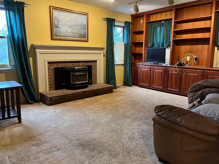 23 Fairway Dr — Photo 4