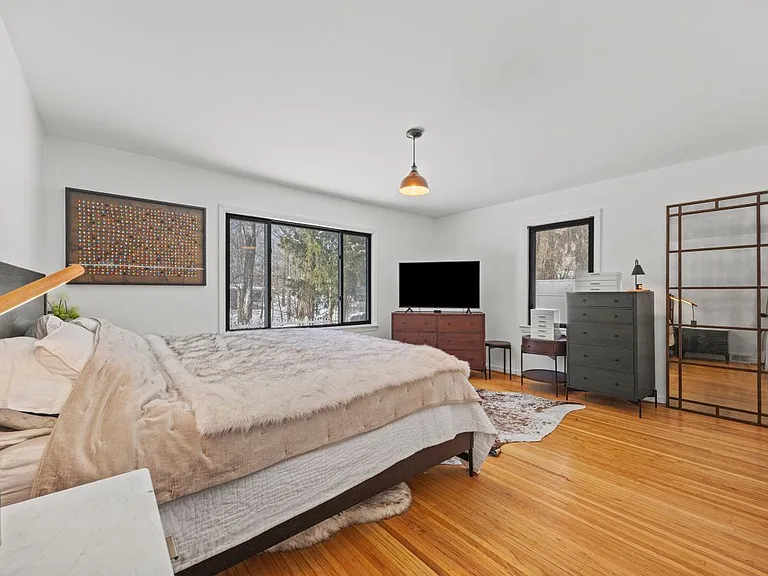 25 Brookwood Rd #HOUSE — Photo 31