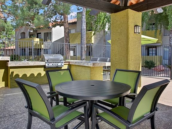 4th image of 1586 W Maggio Way #B-1091