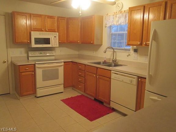 2nd image of 104 Marwyck Place Ln #2A