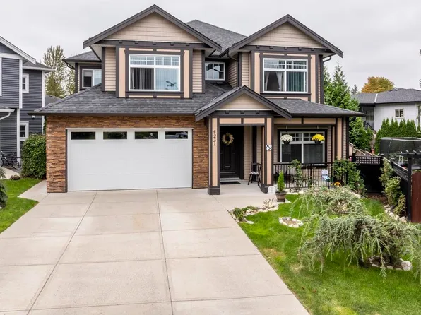 8231 Tanaka Ter, Mission, BC V2V 7J4