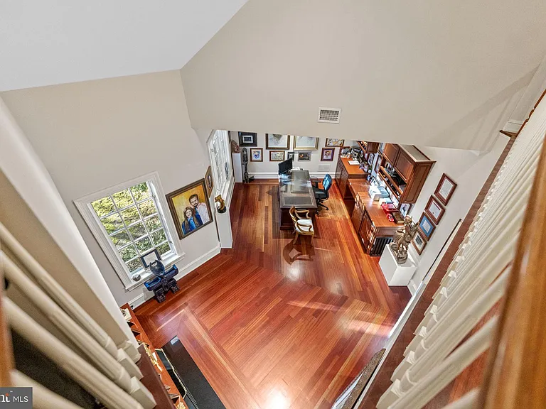 8541 Old Dominion Dr — Photo 29