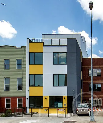 Rented by EXR | media 31