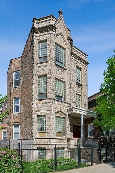 1st image of 1406 N Washtenaw Ave APT 3
