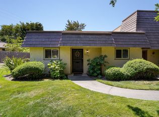 6112 Via Casitas, Carmichael, CA 95608