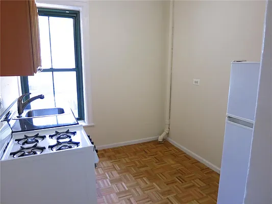 Rented by City & Suburban | media 39