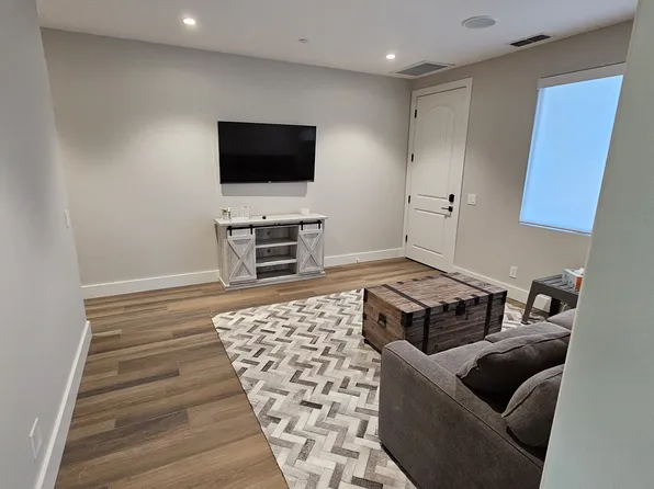 (undisclosed Address), Santa Rosa, CA 95403