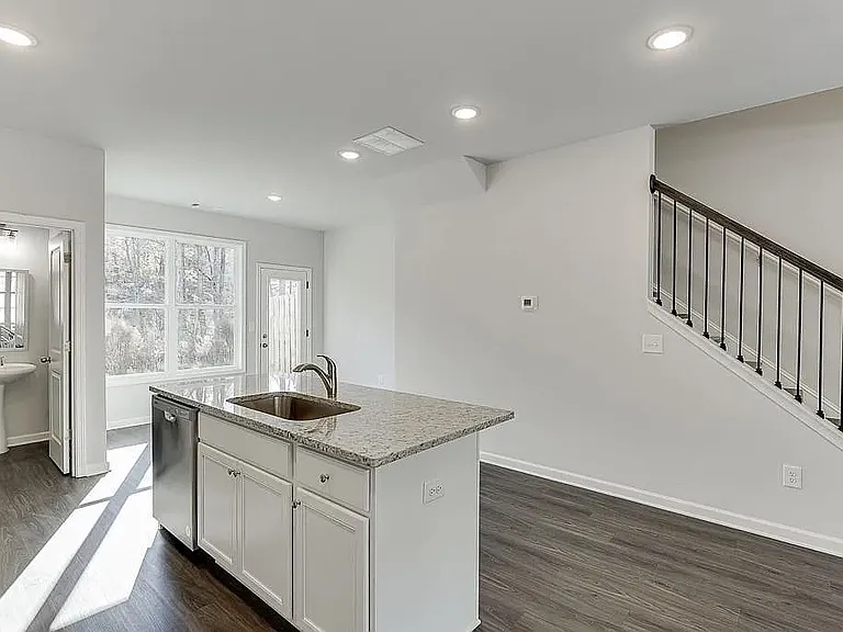 355 Collins Industrial Way — Photo 9