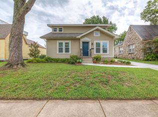 1223 S Columbia Ave, Tulsa, OK 74104