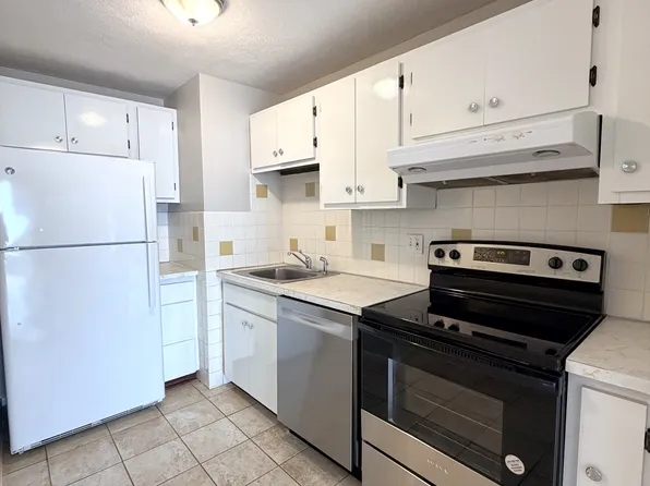 41 South St, Quincy, MA