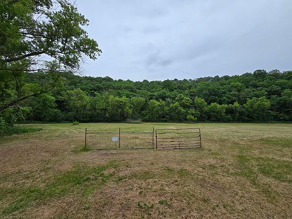 3rd image of 56160 County Road 21