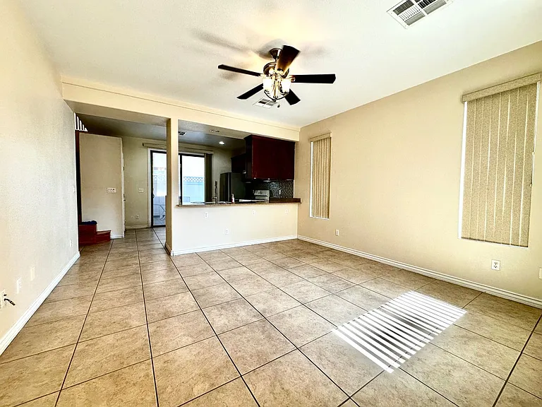 8137 Aurora Mist St — Photo 4