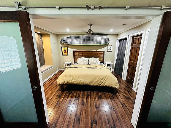 Master Bed + Sliding Doors