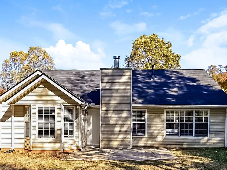 210 Coldsprings Ct — Photo 16