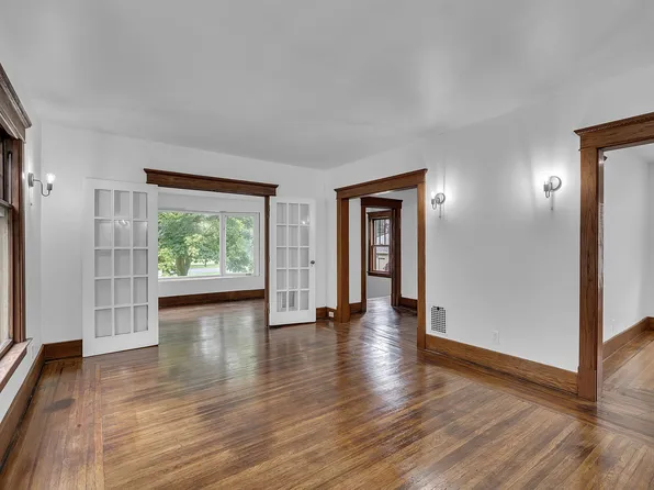 91 Saint Johns Parkside St APT 1, Buffalo, NY 14210