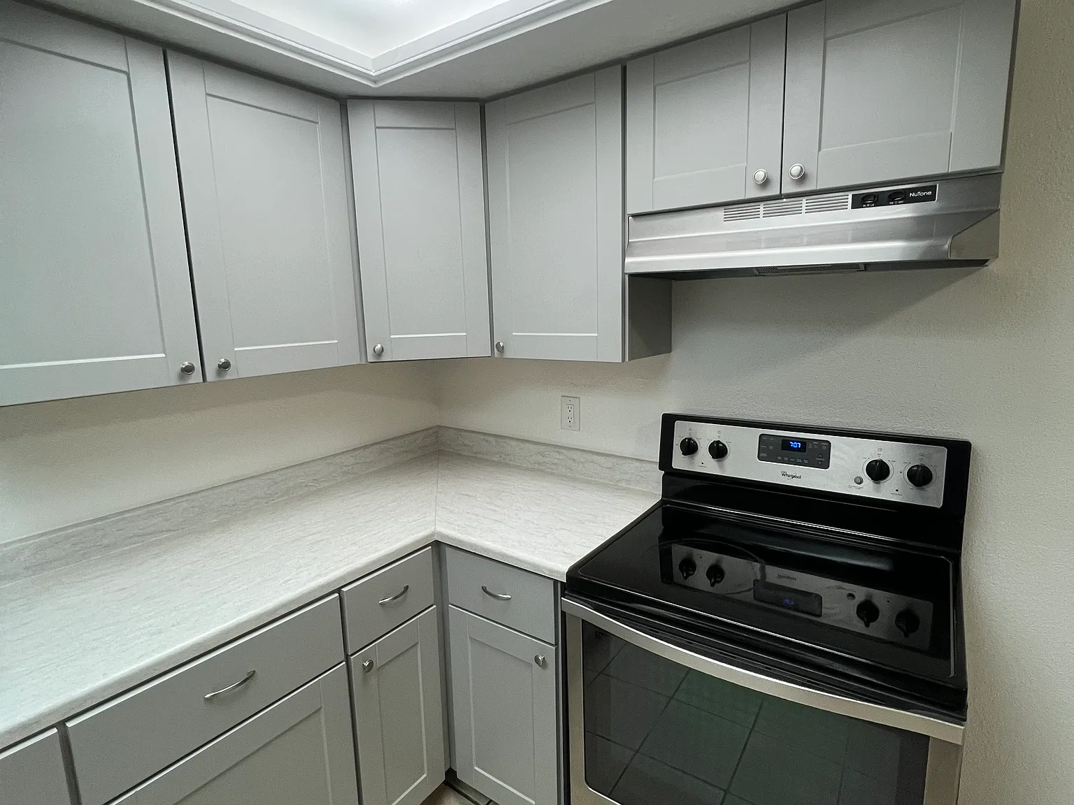 2 bed, 800 sqft, $1,195 — Photo 4