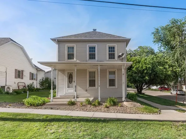 212 E 2nd St, Lindsay, NE 68644
