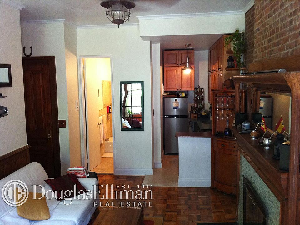 1st image of 120 W 80th St APT 3R