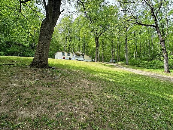 2nd image of 3199 Kibler Valley Rd
