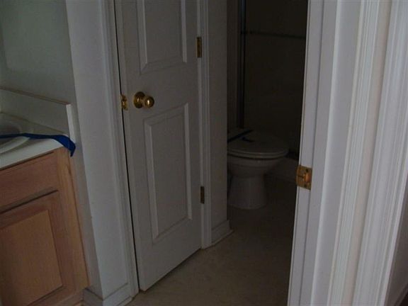 5th image of 9592 Cobblebrook Dr