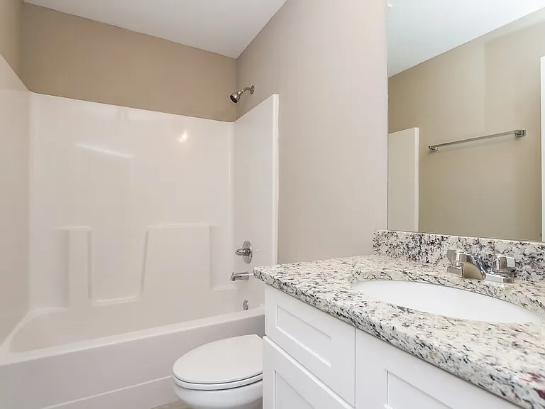 326 Crescent Woode Dr — Photo 13