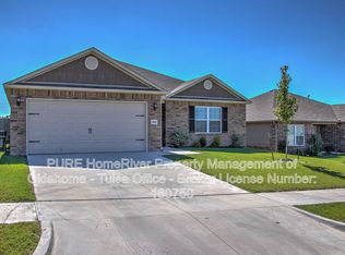 5940 E 148th St S, Bixby, OK 74008
