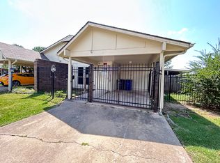 10834 E 16th St, Tulsa, OK 74128