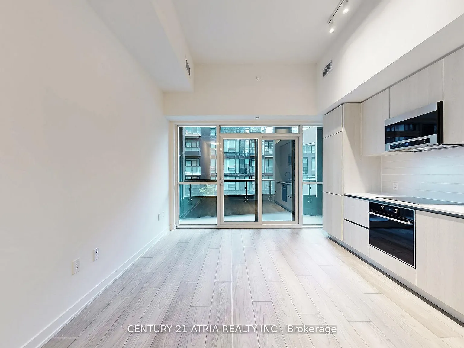 1 bed, $2,200 — Photo 2