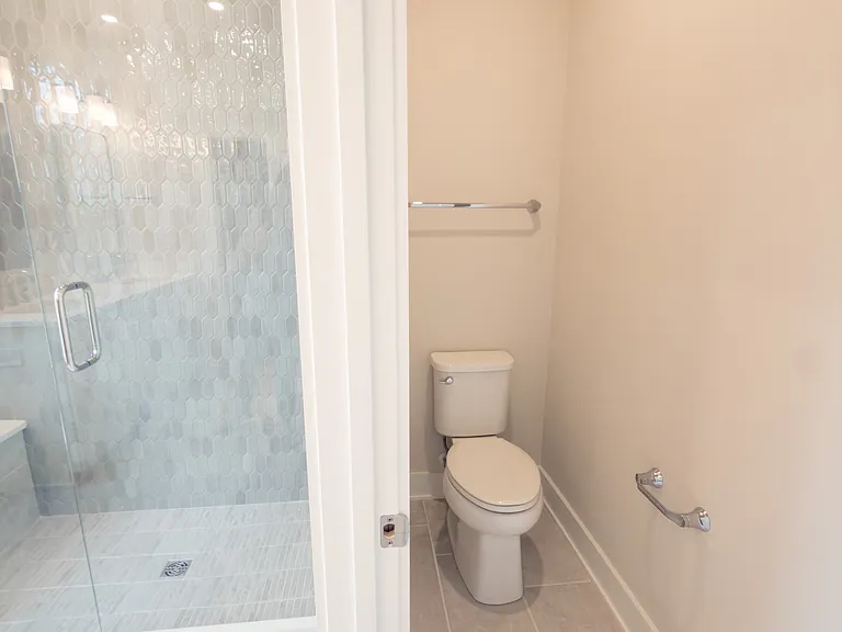 828 Silva Loop — Photo 15