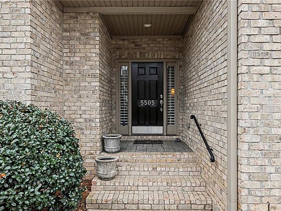 3rd image of 5505 Seven Gates Dr