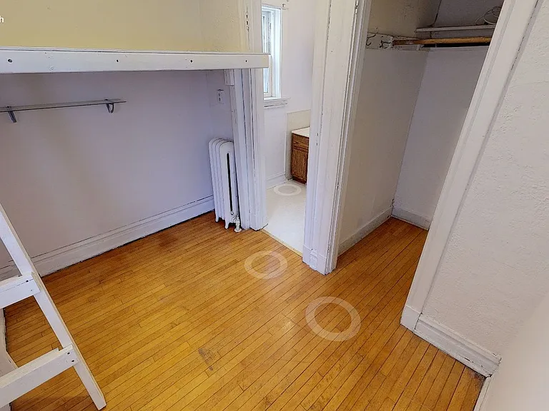 1902 E Linnwood Ave — Photo 35