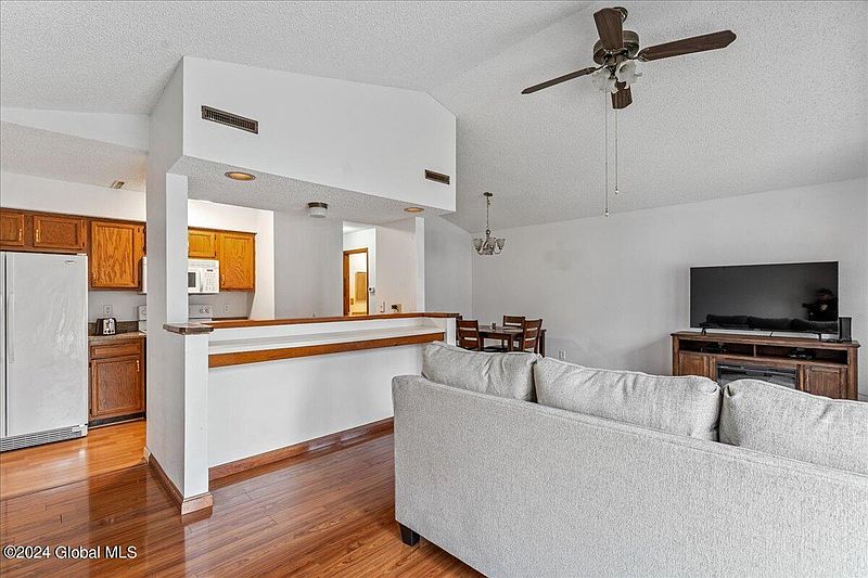 2nd image of 235 Monmouth Way #235