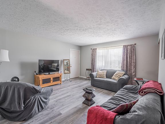 5th image of 8395 N Bennett Dr
