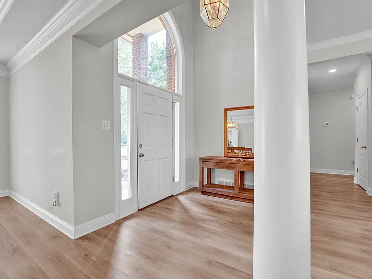 1331 Riding Brook Dr — Photo 6