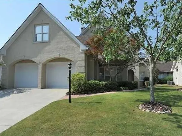 386 Rockport Ln, Birmingham, AL 35242