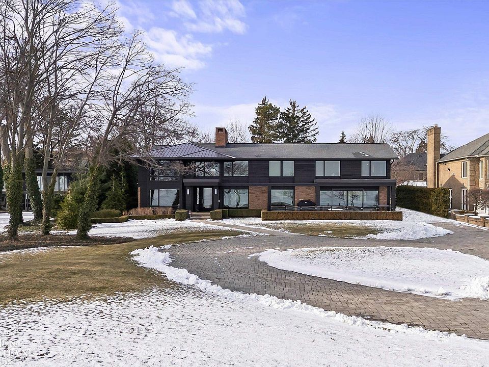 1st image of 737 Lake Shore Rd