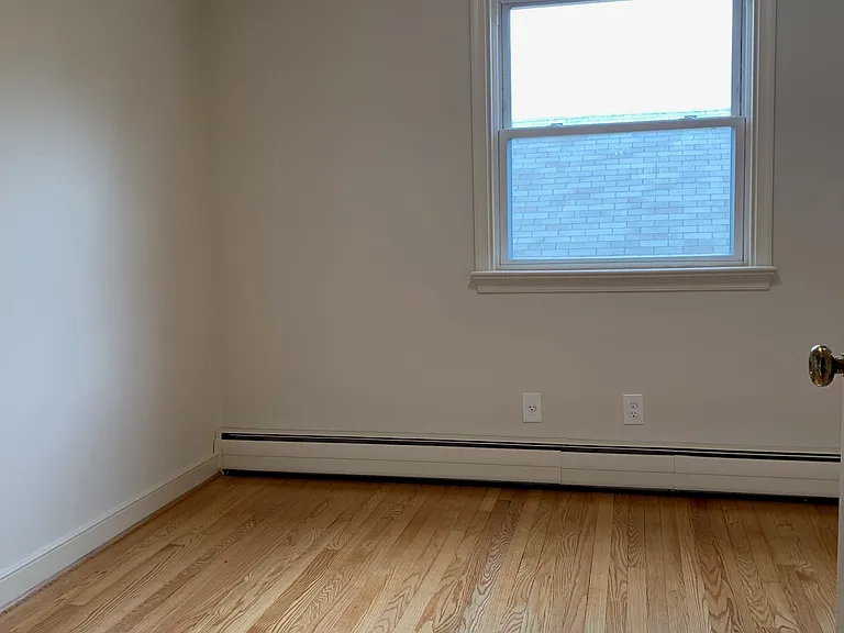 300 Claiborne Ave #2 — Photo 13
