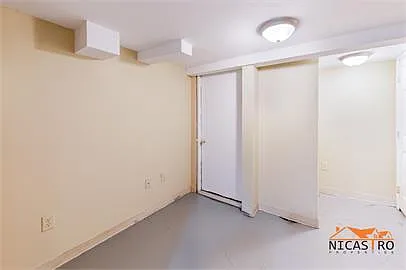 6 bed, 2.5 bath, 1900 sqft, $3,643 — Photo 3